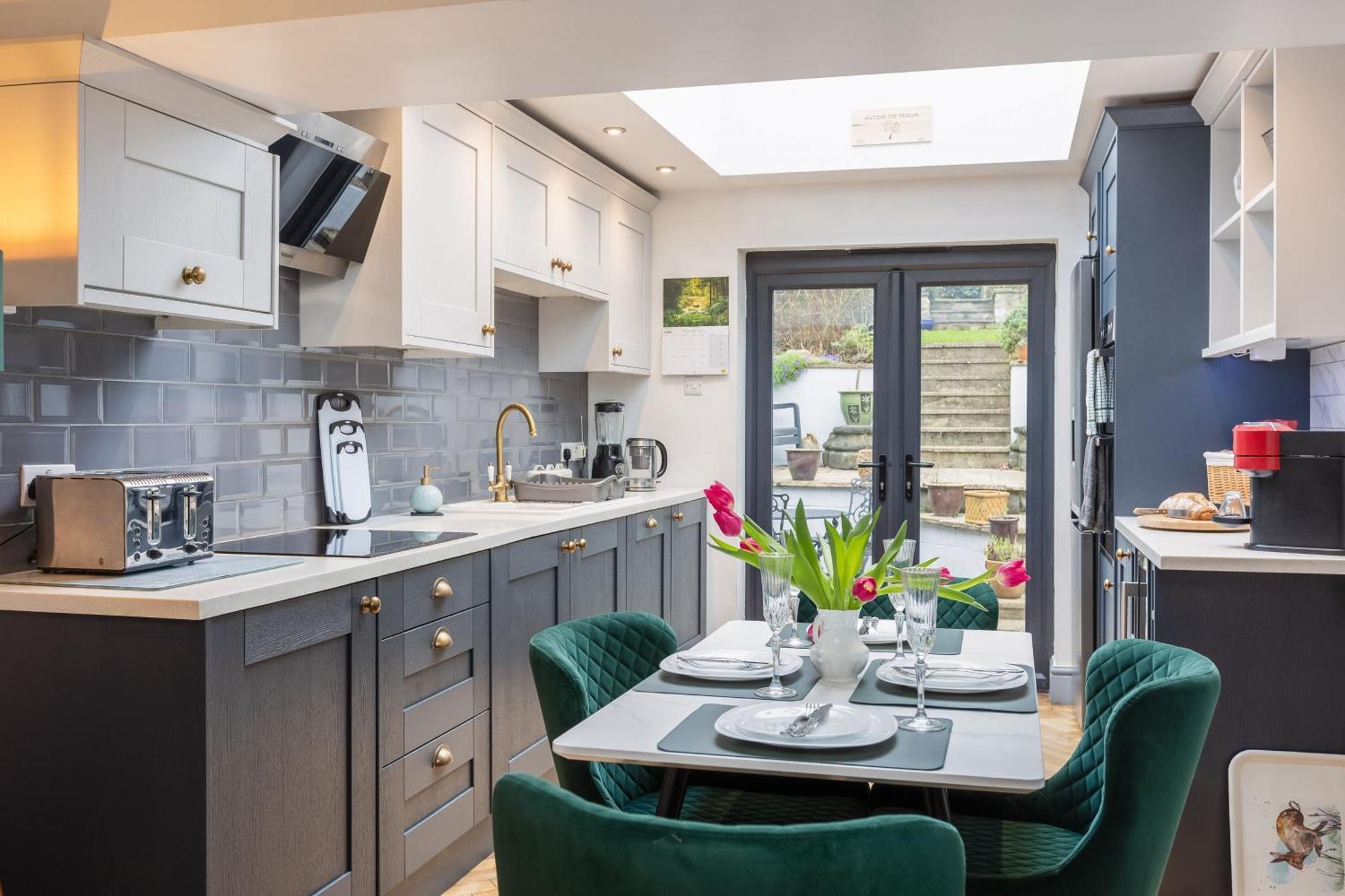 Stone Cottage In Picturesque North Yorkshire Village - Bull Dog Cottage Ampleforth Экстерьер фото